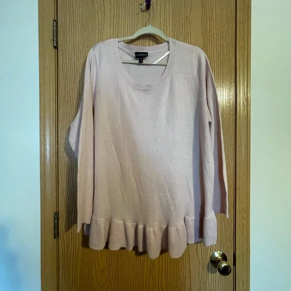 Light pink crew neck sweater with bottom ruffle trim - Picture 2 of 7